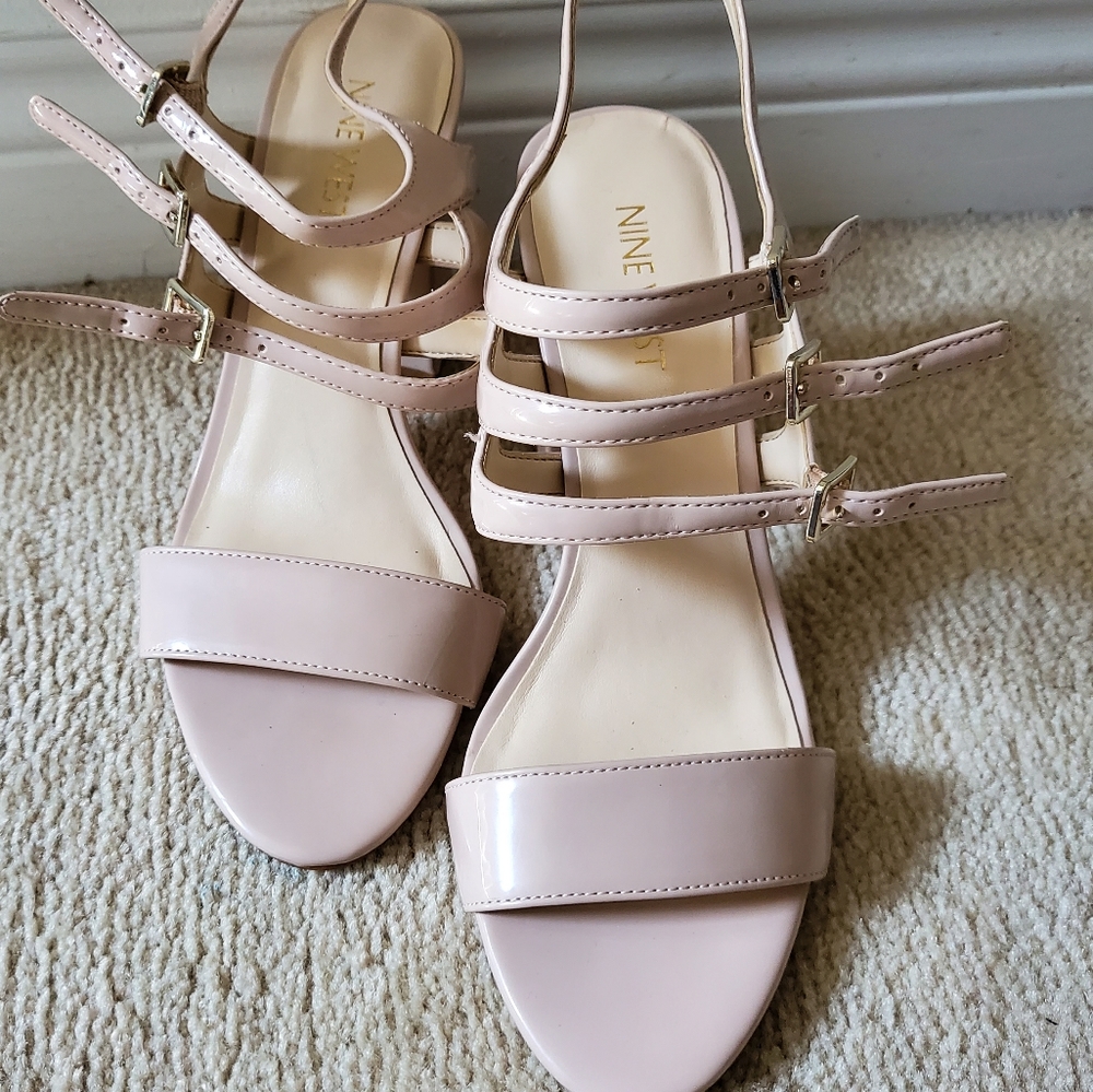 #16 7-7.5 Nine West pink strap sandal heel